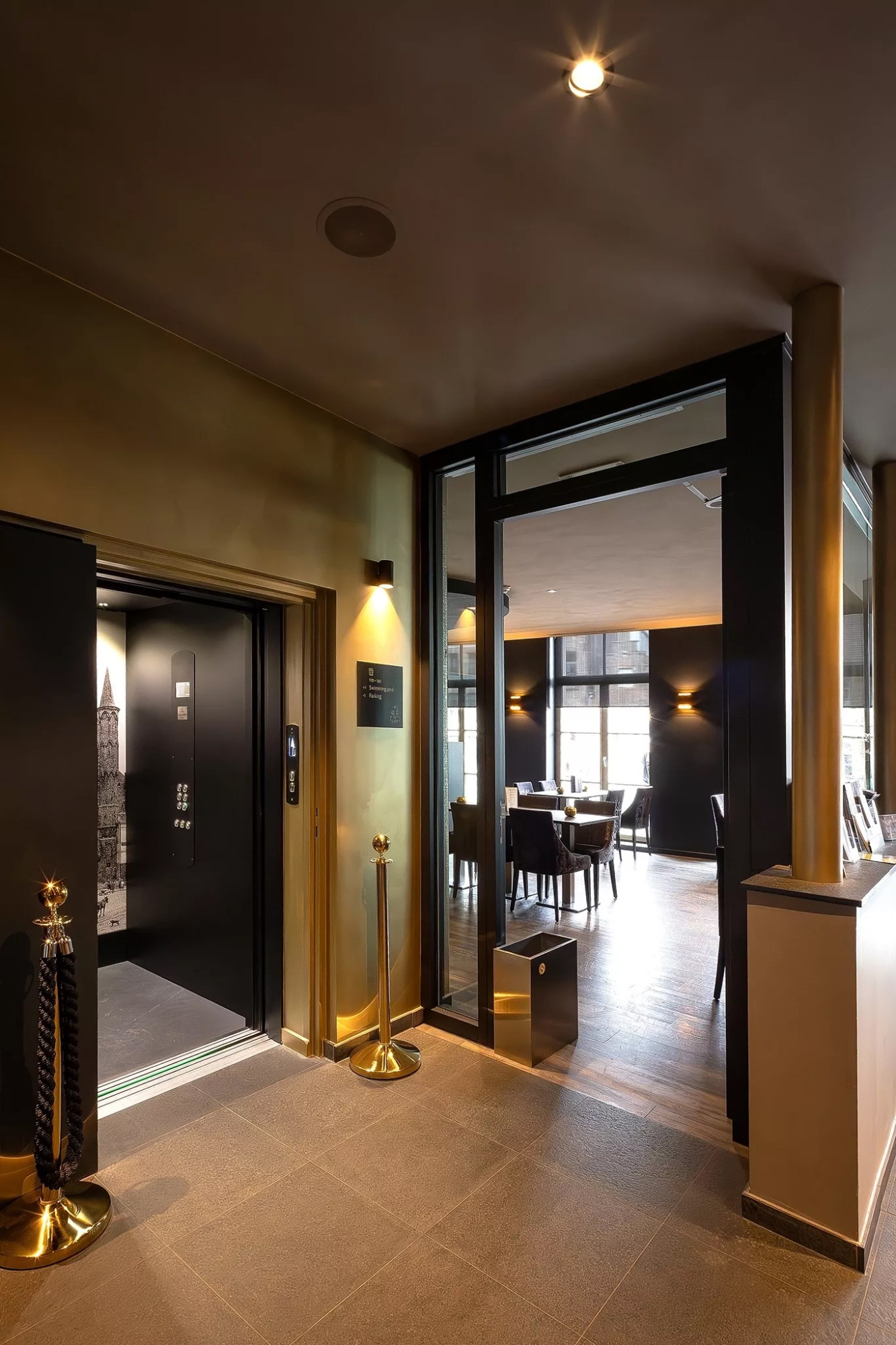 Liften op maat Hotel Harmony