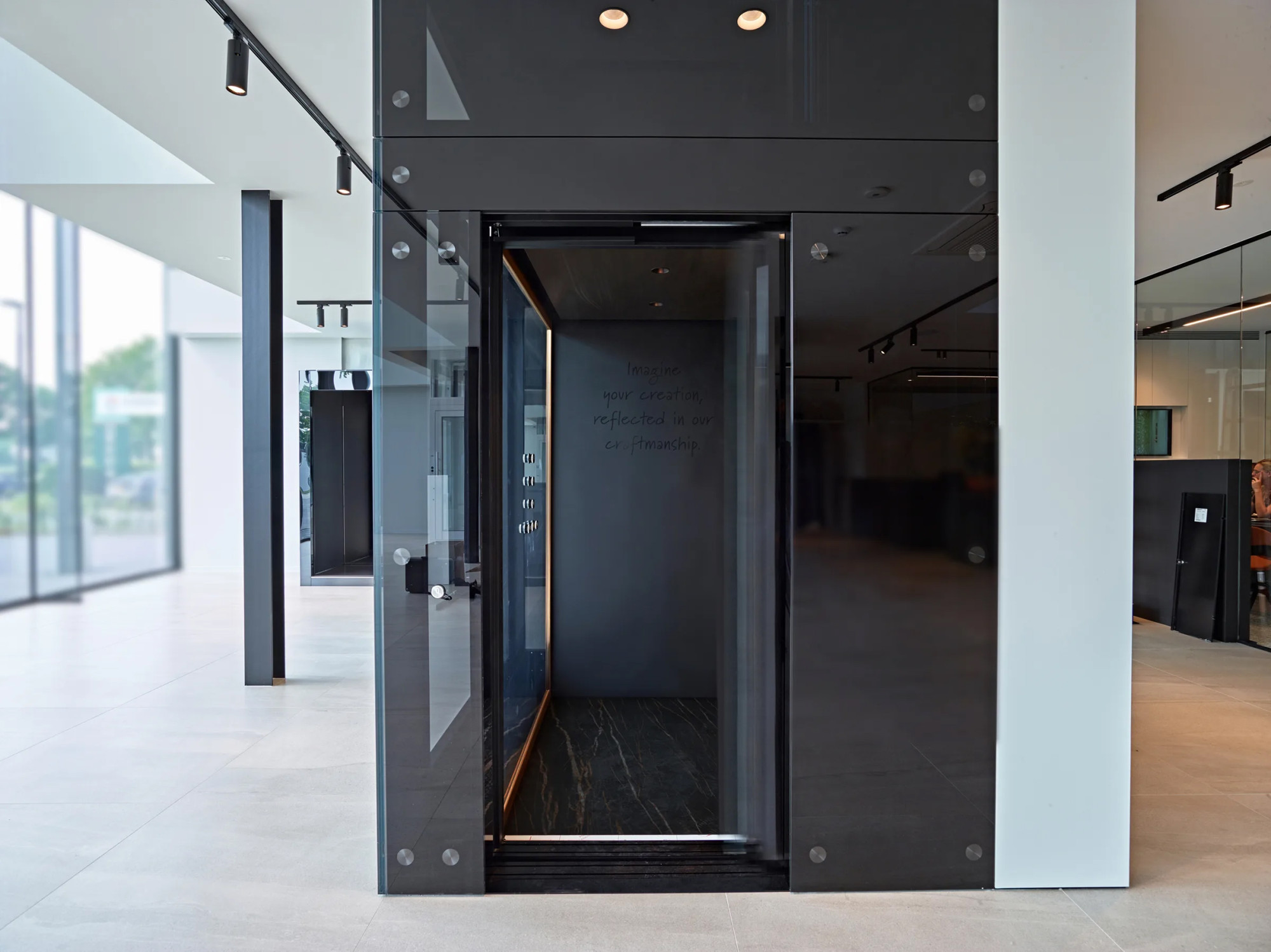 Showroom